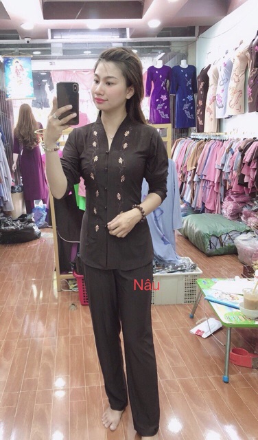 Đồ lam đi chùa- Mẫu thun bà lai
