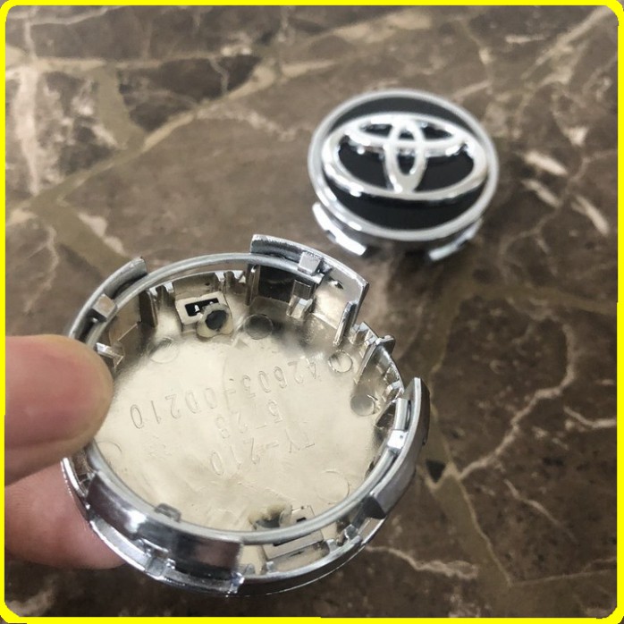 Sản phẩm Logo chụp lazang - ốp mâm vành xe ô tô Toyota đường kính - 53MM .