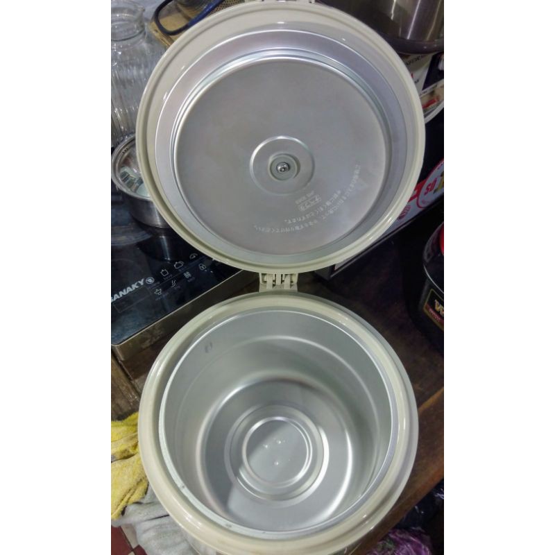 Hàng trưng bày - Sale off nồi ủ + hâm điện Tiger 1 lit 8  Made in Japan.