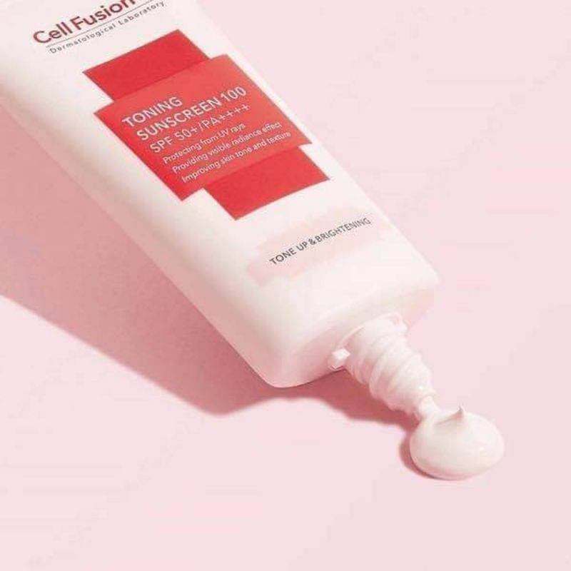 Kem chống nắng dành cho da dầu da mụn da nhạy cảm Cell Fusion C Clear Sunscreen 100 SPF48+PA+++50ml