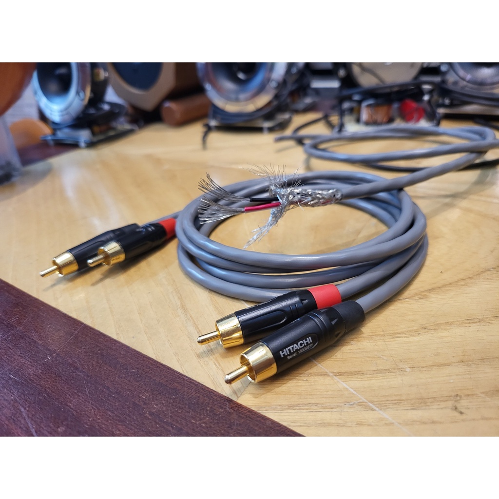 Dây AV Hitachi màu Ghi