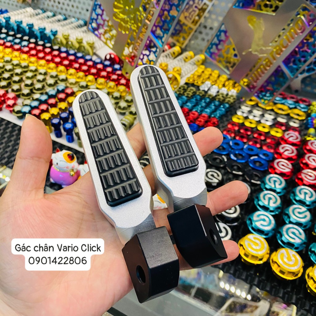 Gác chân vario click màu đen/bạc
