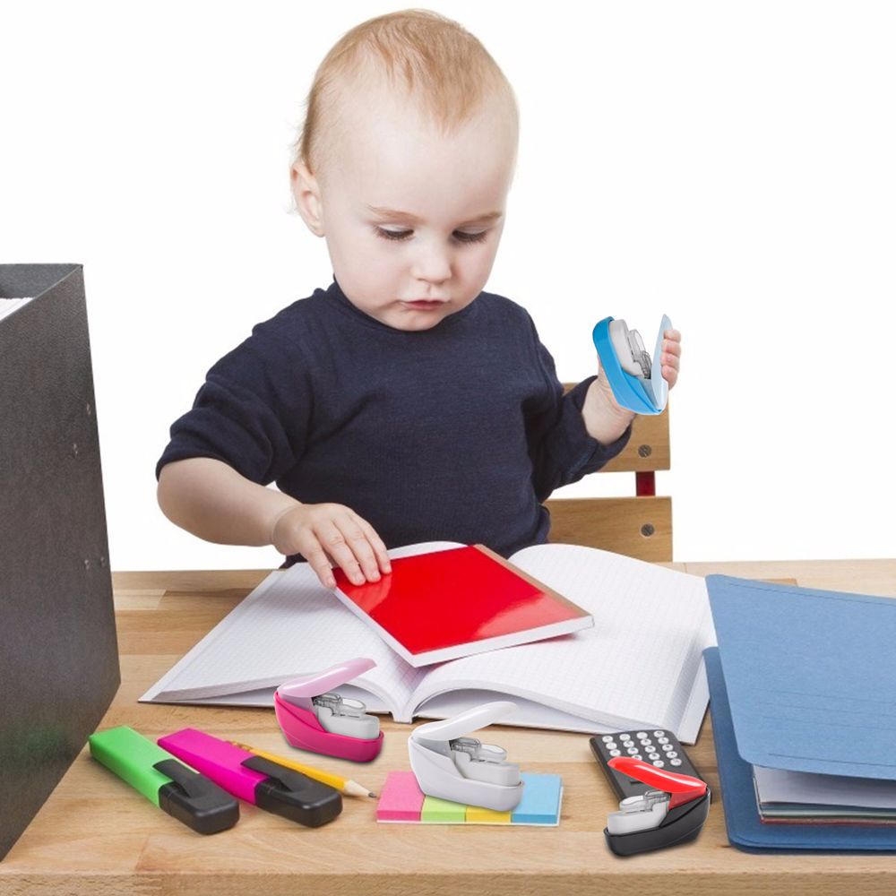 Dụng cụ bấm kim không ghim màu sắc ngẫu nhiên