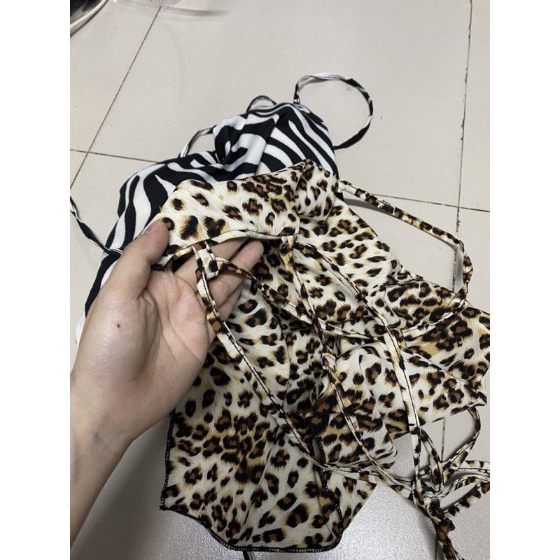 Áo yếm nhọn đan dây lưng có mút ngực chất vải voan hàng y hình ( free size dưới 50kg)