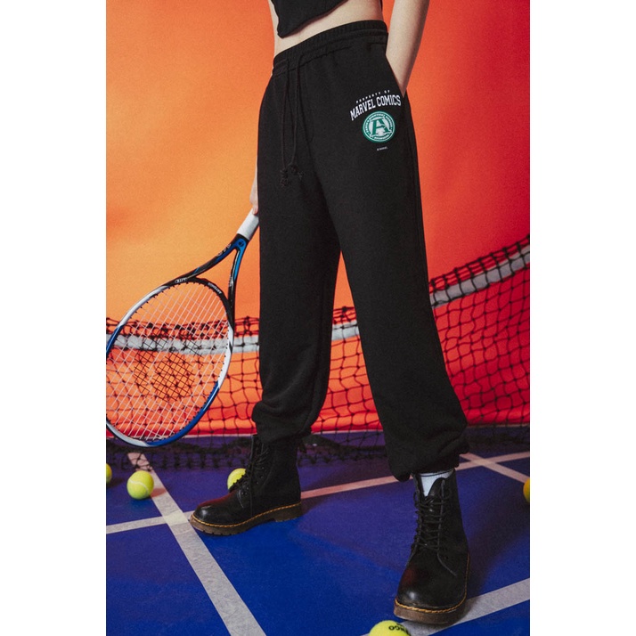 Quần Jogger Unisex BOO Dáng Rộng Đinh Patch Logo Marvel BZL