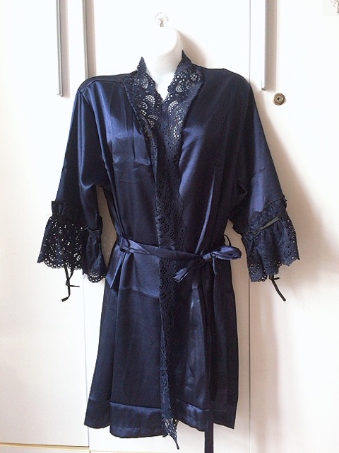 Áo choàng phi lụa | BigBuy360 - bigbuy360.vn