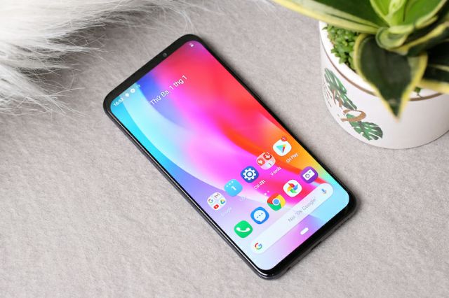 Điện thoại Vsmart Live 4gb/64gb hàng chính hãng mới 100% | BigBuy360 - bigbuy360.vn