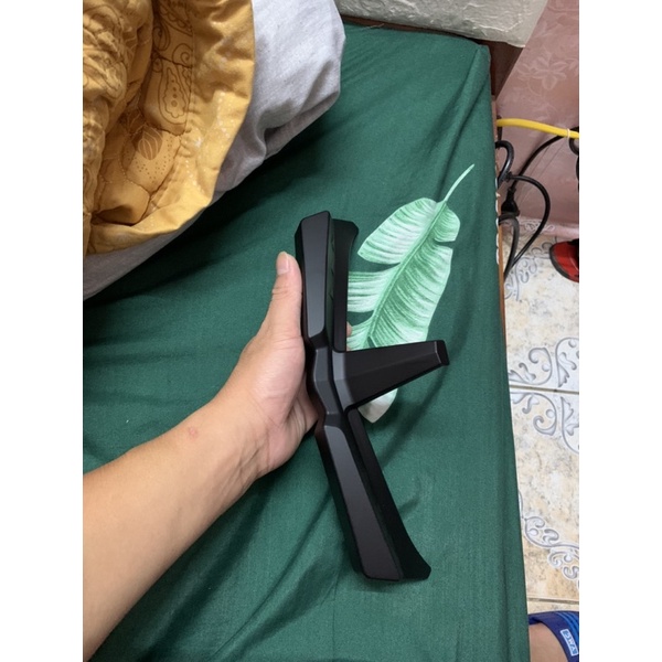 Cánh gió trước Winer X