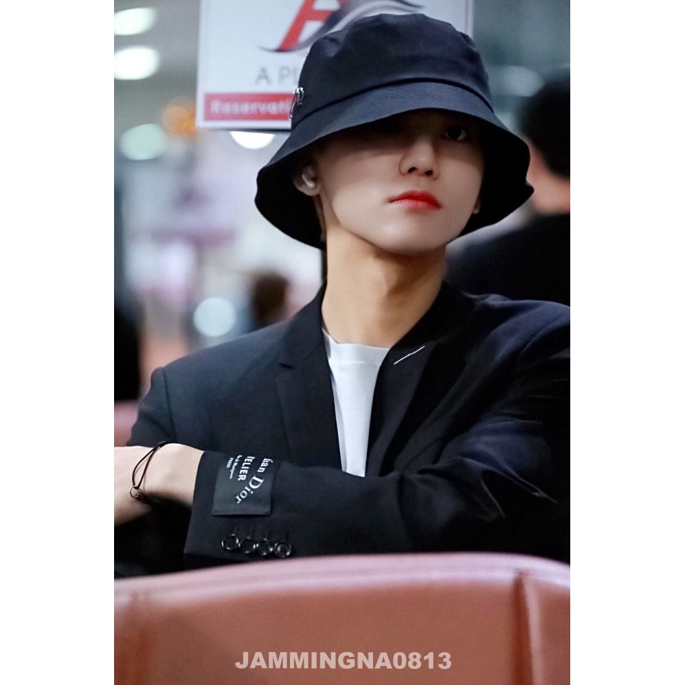 Nct JAEMIN & BTS Jeon Jung Kook & J-Hope & Park Ji Min & EXO BAEK HYUN & LEE JOON GI ~ BACK BARRY MC