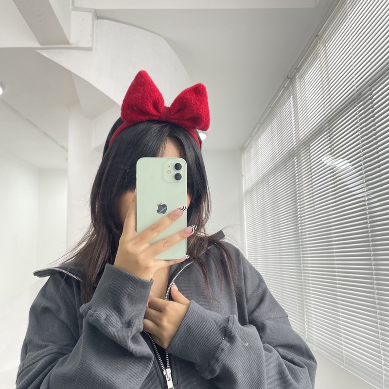 Cài nơ và tuần lộc