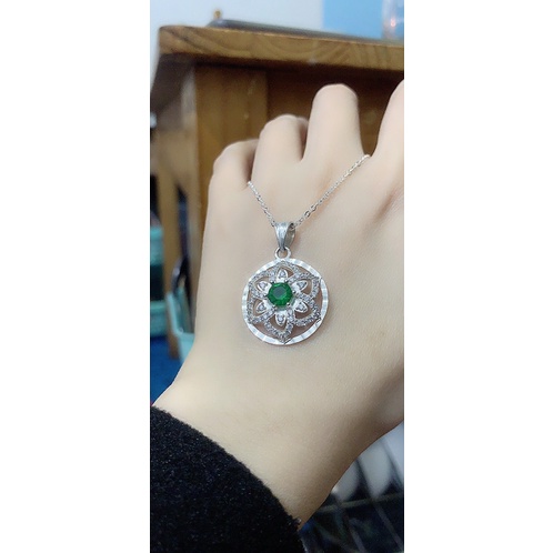 Mặt dây chuyền hoa to nhị xanh lá tim nhiều lớp bạc ta NGỌC MẬU