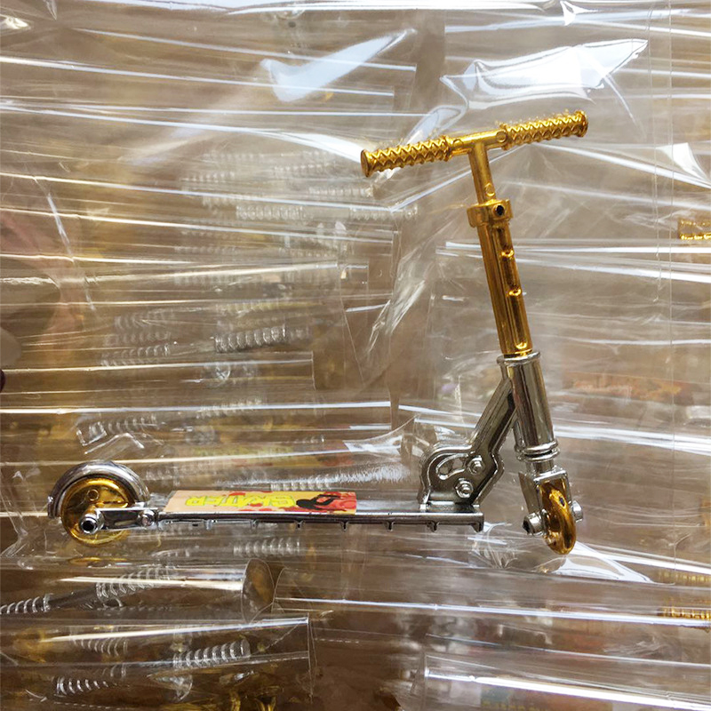 Đồ Chơi Ván Trượt Ngón Tay Mini Vui Nhộn Giáo Dục Cho Bé