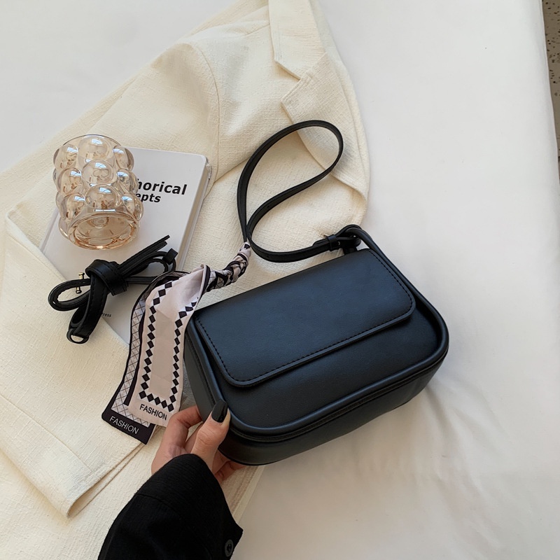 Túi Đeo Chéo Vuông Nhỏ Màu Trơn Đơn Giản Phong Cách Phương Tây Hàng Mới