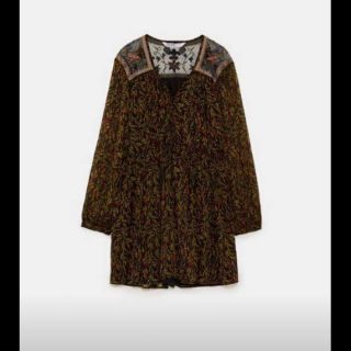 Váy Zara size S