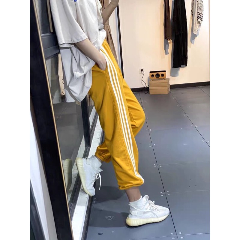 [Freeship Extra] Quần Jogger Kaki 3 sọc - Dáng Suông Unisex Nam Nữ Couple Chất Kaki Mịn Đẹp | BigBuy360 - bigbuy360.vn