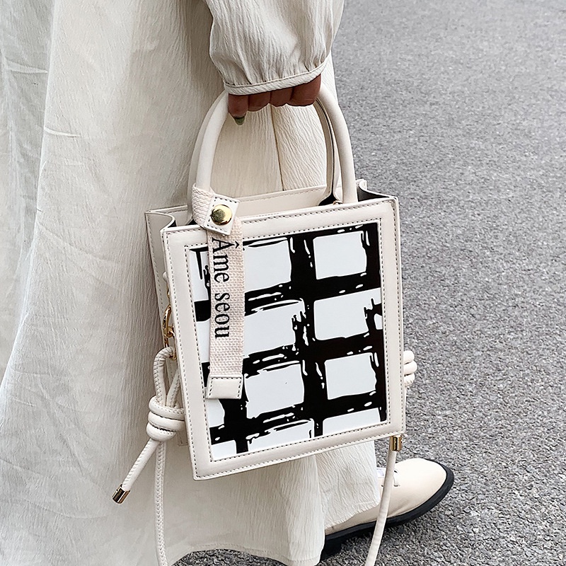 Túi Đeo Chéo Hình Vuông Nhỏ Phong Cách Hàn Quốc Phổ Biến Cho Nữ