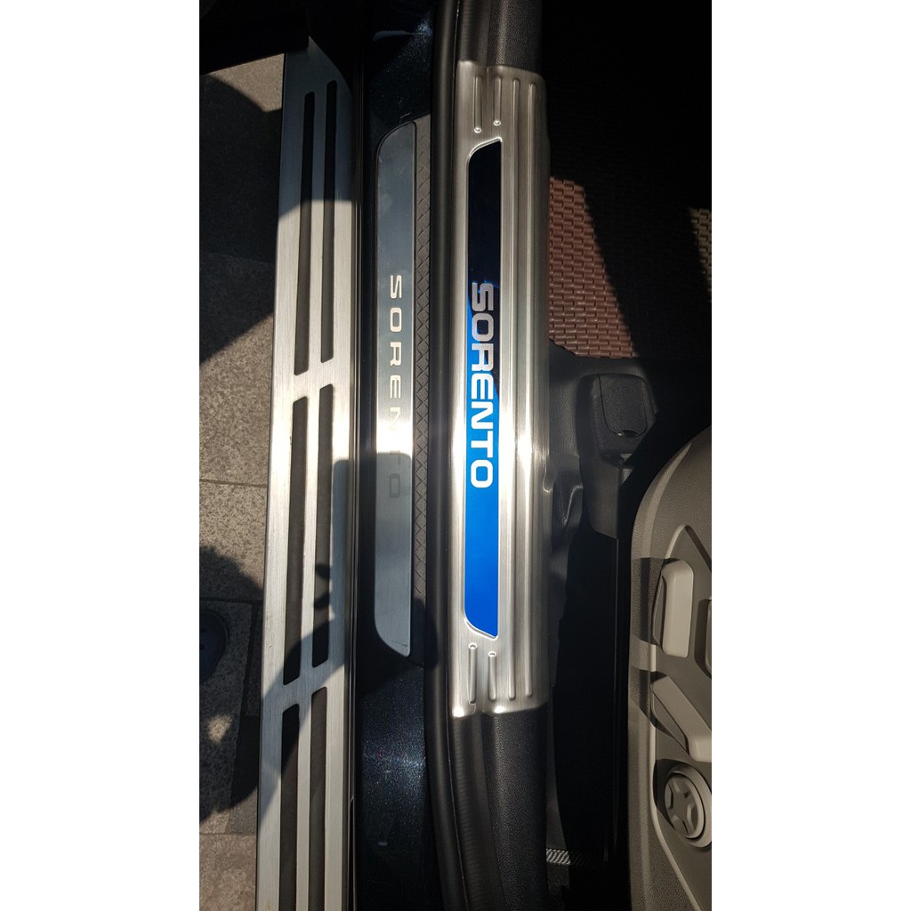 Ốp bậc cửa, nẹp chân cửa Kia Sorento 2021 - 2022 Hàng cao cấp