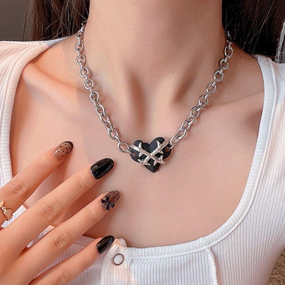 Vòng Cổ Choker Mặt Trái Tim Phong Cách Gothic Thời Trang Cho Nữ