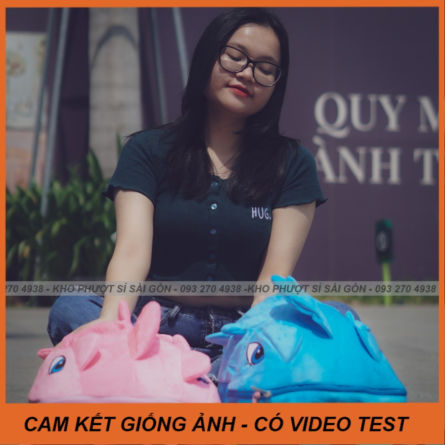 Sỉ balo khủng long vải Nhung ở HCM nhiều màu chọn lựa cho nam nữ du lịch - chụp ảnh đẹp