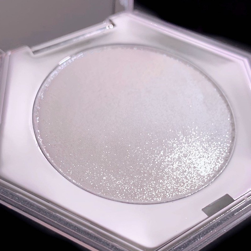 Phấn bắt sáng XIUSE trang điểm nổi bật | BigBuy360 - bigbuy360.vn