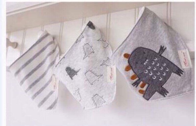 Sét 3 yếm Momcare Siêu Ngộ Nghĩnh | BigBuy360 - bigbuy360.vn