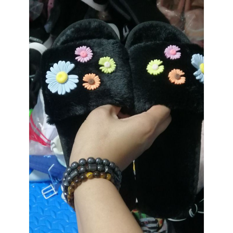 Dép bông hoa cúc đi trong nhà siêu cưng lông mềm dã man