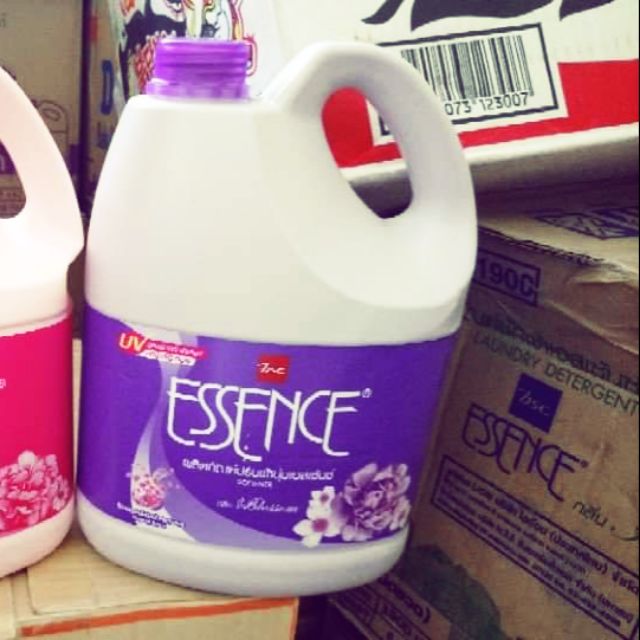 Xả vải Essence 3.5L Thái Lan - Tím