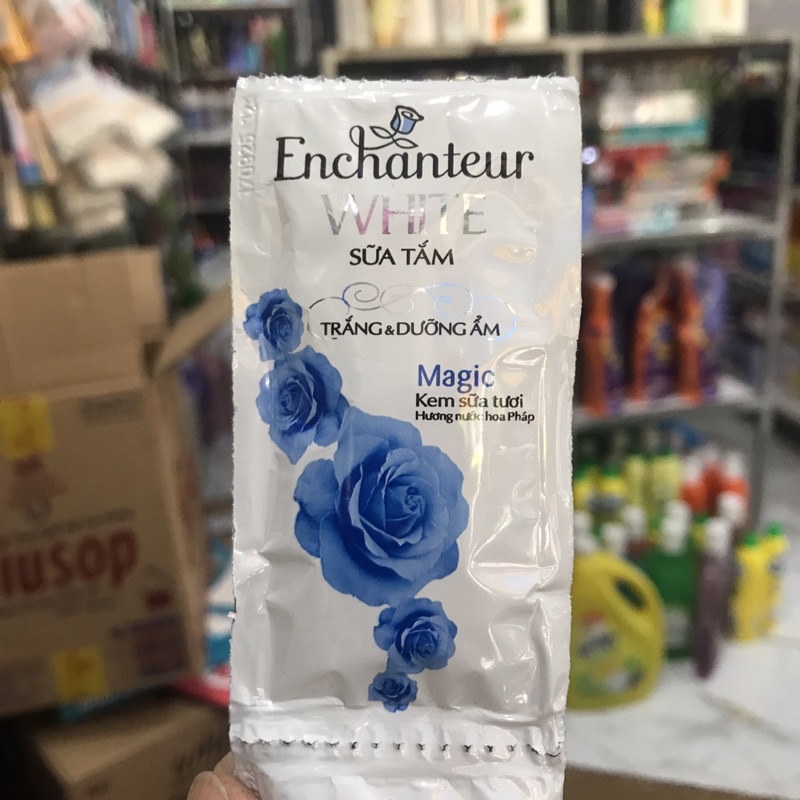 1 Dây Sữa Tắm Enchanteur Magic 10 Gói