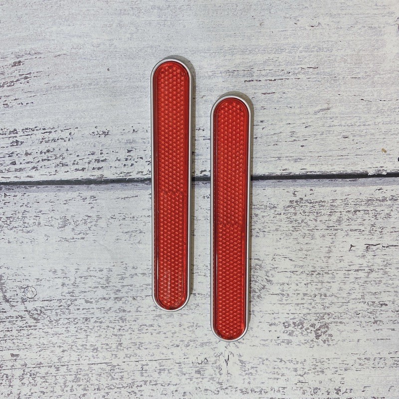 Cặp mắt mèo phản quang dán phuộc trước nhiều màu gắn các loại xe máy