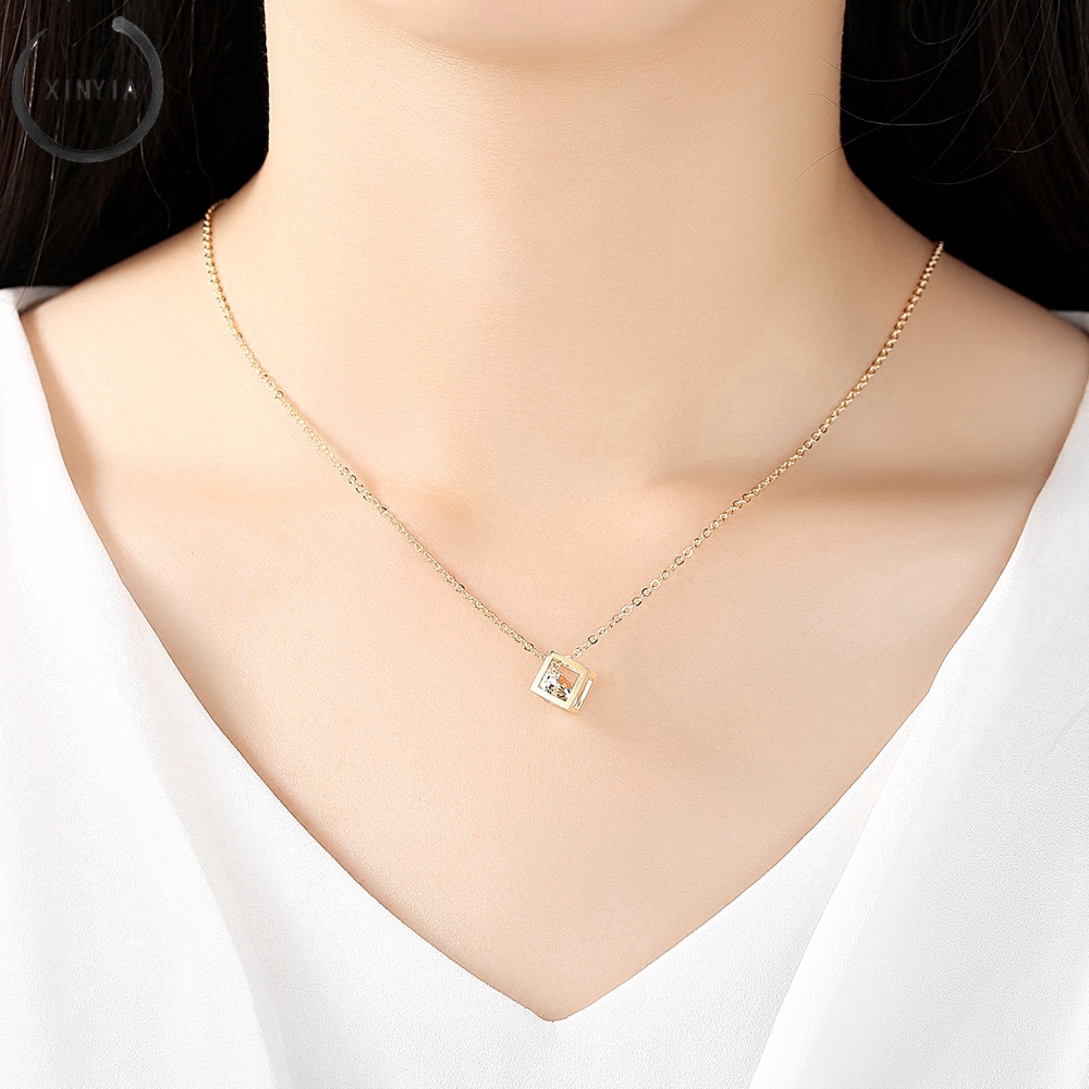 Dây Chuyền Hợp Kim Đính Đá Sang Trọng