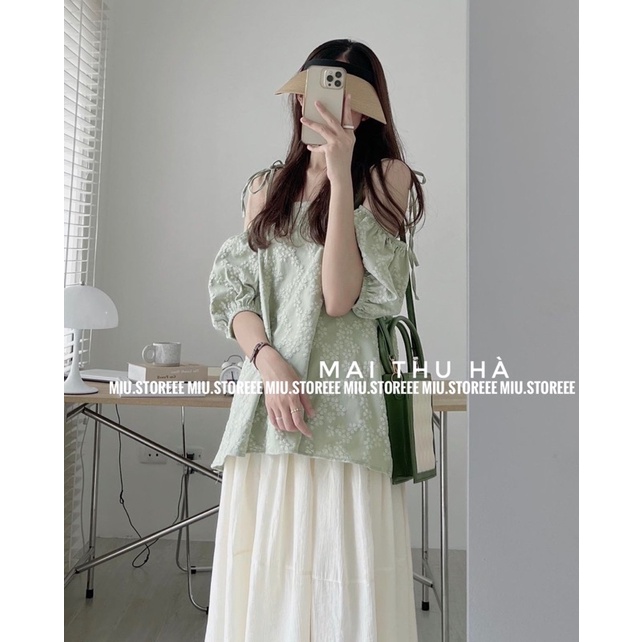 ÁO TRỄ VAI HAI DÂY TAY BỒNG THÊU HOA CÚC NHỎ ATHT2S