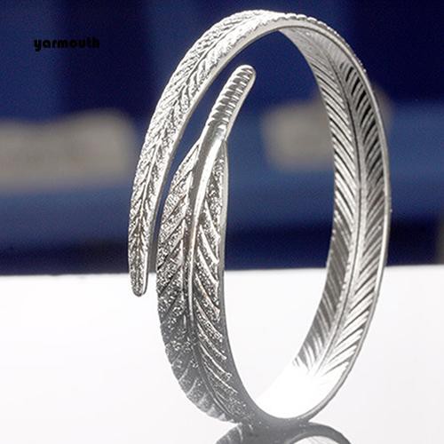 Vòng đeo tay kiểu dáng vintage thời trang cao cấp cho nữ | BigBuy360 - bigbuy360.vn