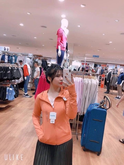 Áo chống nắng UNIQLO | BigBuy360 - bigbuy360.vn