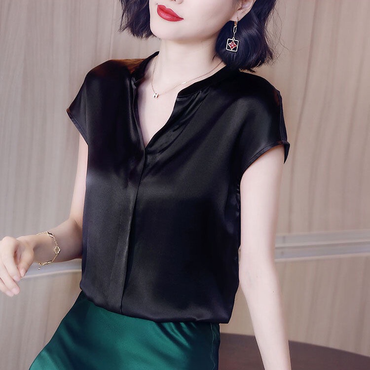 Áo Sơ Mi Tay Ngắn Cổ Chữ V Vải Satin Thiết Kế Đơn Giản Thời Trang Công Sở Cho Nữ