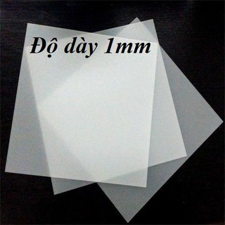 Tấm Polycarbonate tán xạ ánh sáng 1.5mm 1220mmx2440mm LH0555E