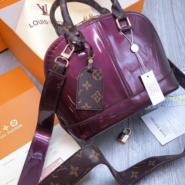Túi xách LouisVuitton siêu cấp