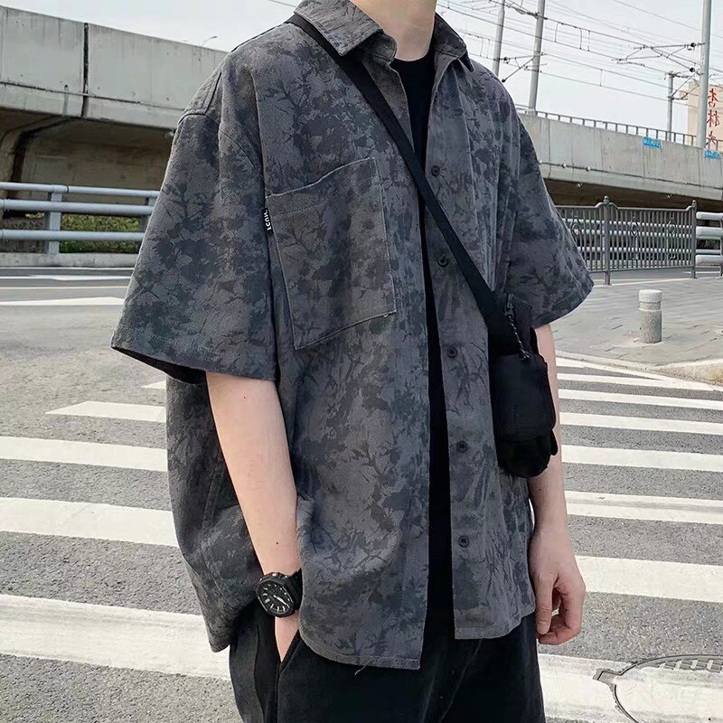 ÁO SƠ MI NGẮN TAY DÁNG RỘNG HỌA TIẾT ĐỘC LẠ CHO NAM