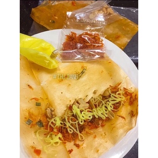Bánh tráng tắc, bơ, xì ke, muối nhuyễn, phô mai, lá dứa