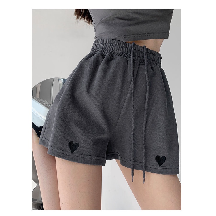 Quần Đùi Nữ Ống Rộng Thêu Trái Tim 🦋 Quần Short Nữ Dây Rút Cạp Chun 4 Màu 🦋 | BigBuy360 - bigbuy360.vn