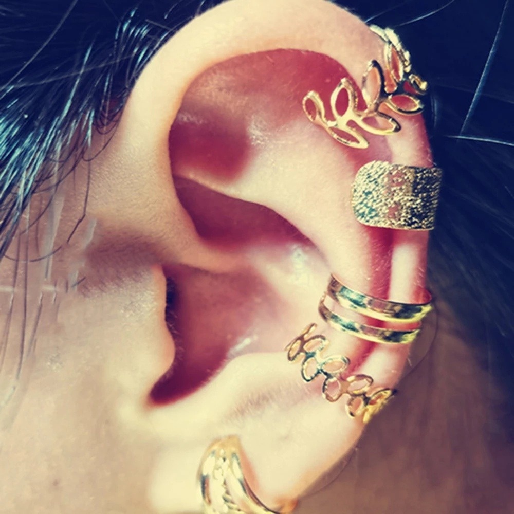 Set 5 Khuyên Vành Tai Hình Chiếc Lá Màu Vàng Kim Thời Trang Cho Nữ