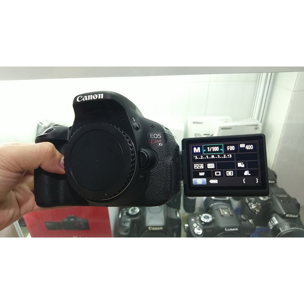 Máy ảnh Canon 600D QUAY PHIM FULLHD 1080P (Kiss X5 / Rebel T3i Body)