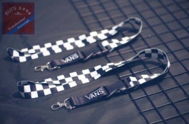 dây keychain vans