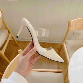 Guốc quai trong mũi nhọn
