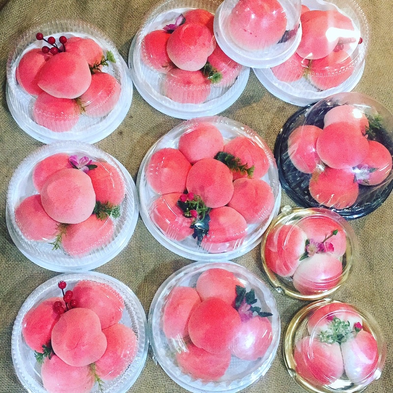 Set bánh bao đào tiên + bánh dứa thỏi vàng cúng mùng 10