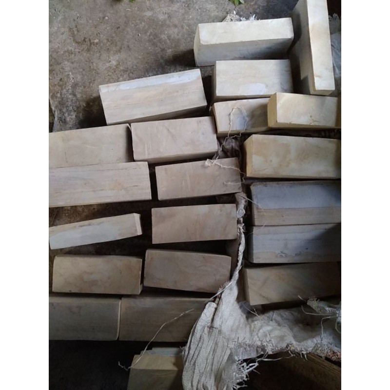 Đá Mài Tự Nhiên Nguyên Khối 2.4kg 21x7x7cm