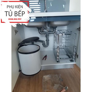 Thùng rác tròn thông mình gắn cánh tự mở dưới tủ bếp