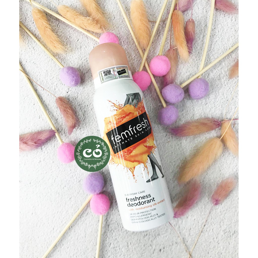 Xịt thơm mát vùng kín FEMFRESH | BigBuy360 - bigbuy360.vn