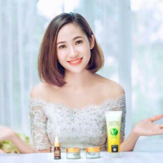 Sữa rửa mặt thảo dược Riori