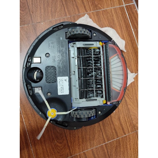 Robot hút bụi quét nhà iRobot Roomba 621