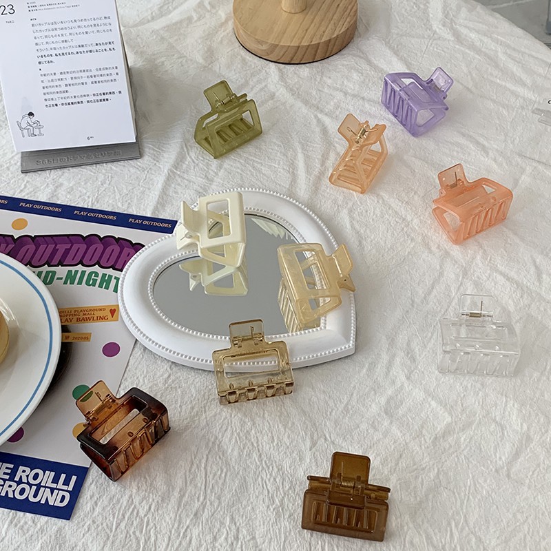 Kẹp Càng Cua Trong Suốt Hình Vuông Dễ Thương Cho Nữ